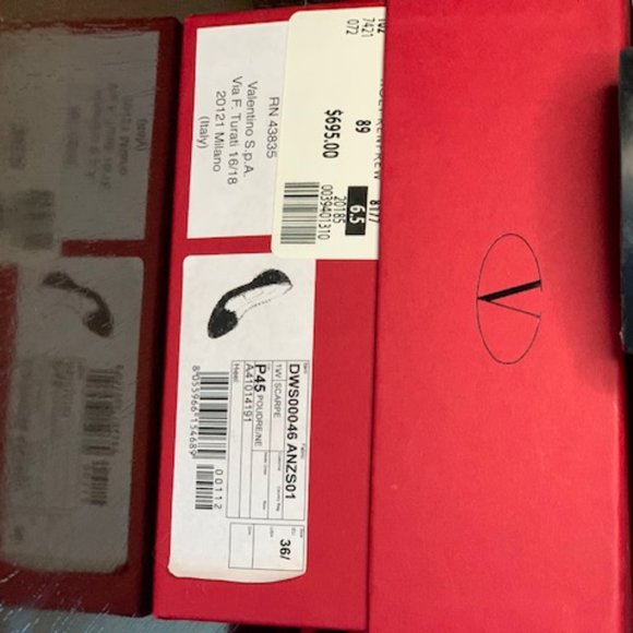 Valentino Garavani Black Lace Flats/Loafers - NWT - Picture 5 of 9